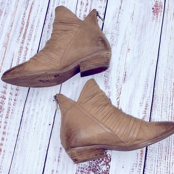 Antelope brown leather booties size 36 - Picture 2 of 9